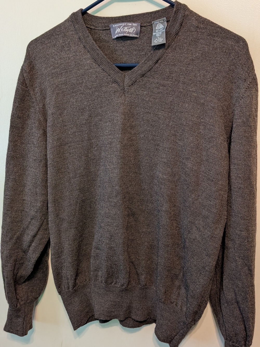 Lord & Taylor Men's Brown V-Neck Sweater Italian Made 100% Merino Wool